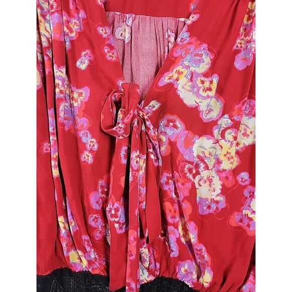 Intimately Free People Red Floral Bell Sleeve Tie Front Lace Bodysuit Large - Picture 6 of 15